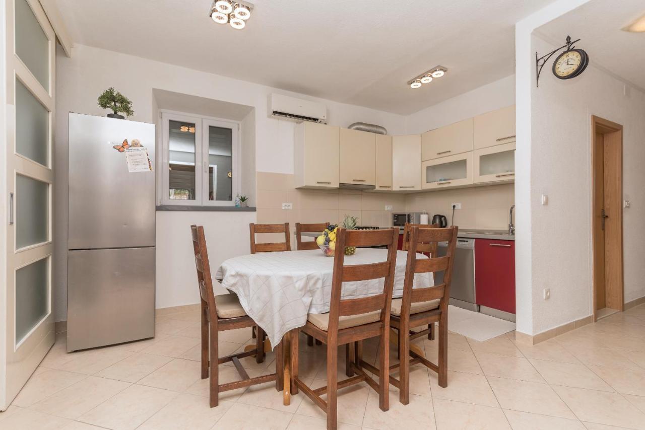Apartment Alen Makarska Buitenkant foto
